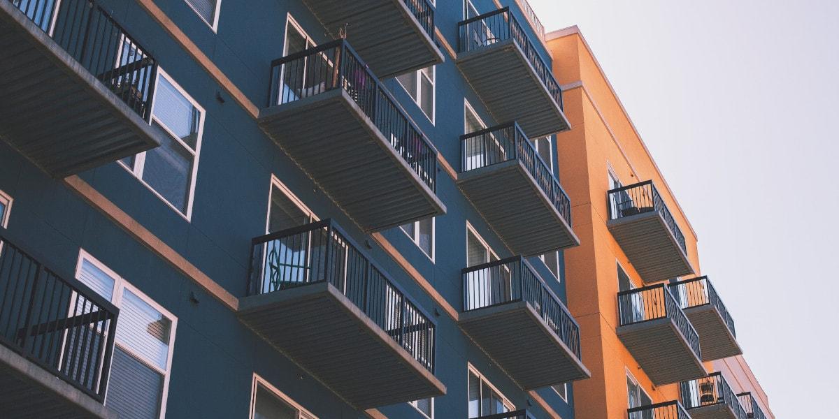 HMO vs Serviced Accommodation – Which Strategy is Best?
